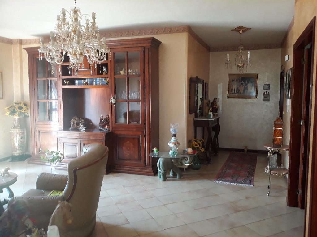 appartamento in vendita a Palermo in zona Montegrappa / Santa Rosalia