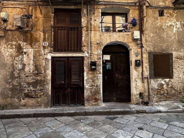 appartamento in vendita a Palermo in zona Centro storico