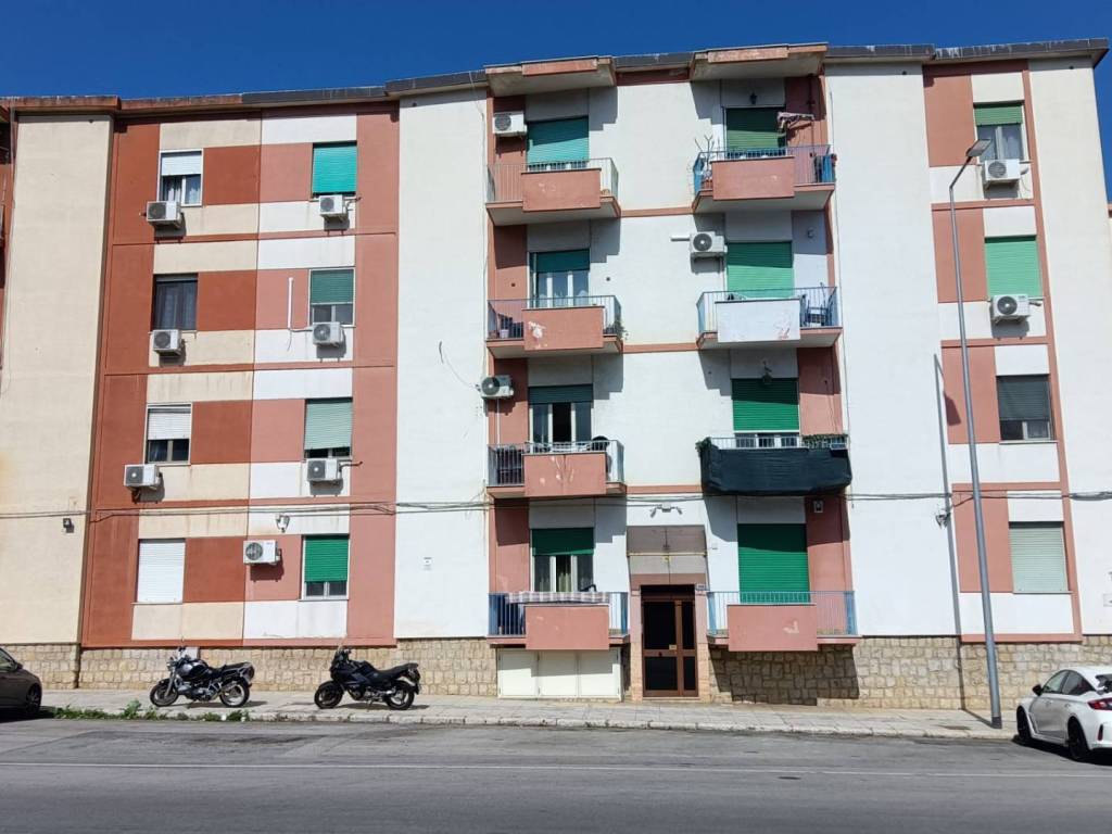 appartamento in vendita a Palermo in zona Villagrazia/Falsomiele