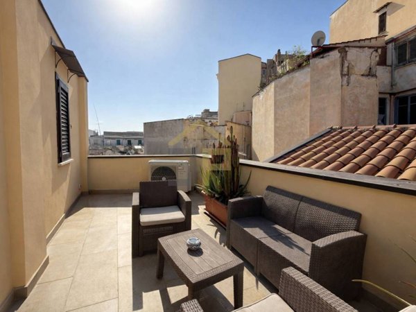appartamento in vendita a Palermo in zona Centro storico