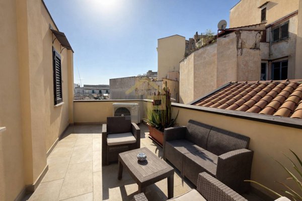 appartamento in vendita a Palermo in zona Centro storico