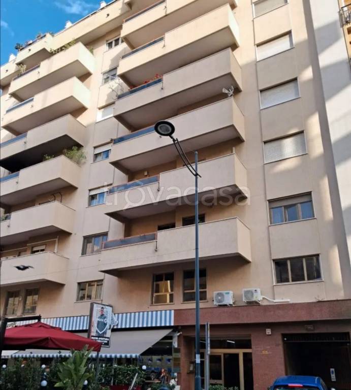 appartamento in vendita a Palermo in zona Libertà