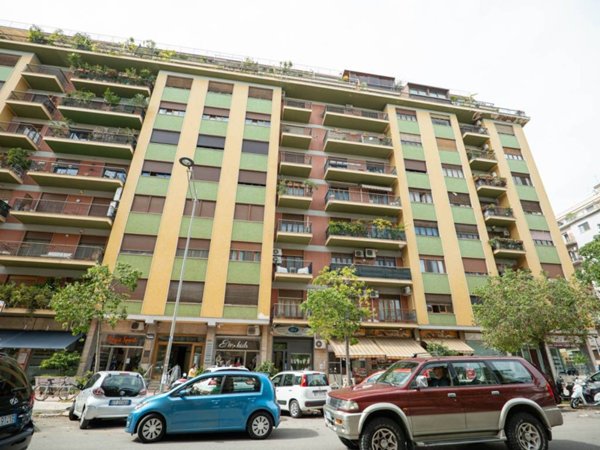 appartamento in vendita a Palermo in zona Libertà