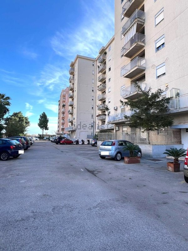 appartamento in vendita a Palermo in zona Oreto