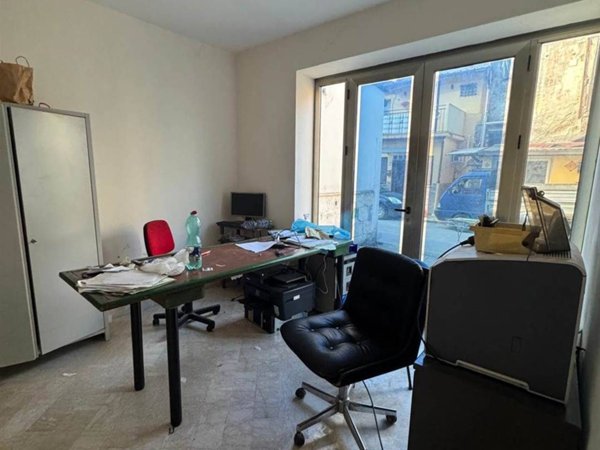 ufficio in vendita a Palermo in zona Montepellegrino