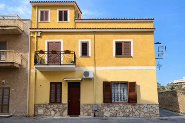 appartamento in vendita a Palermo in zona Centro storico