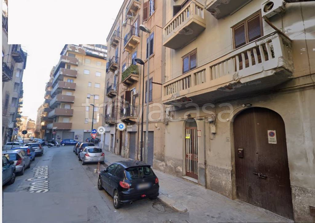 negozio in vendita a Palermo in zona Oreto
