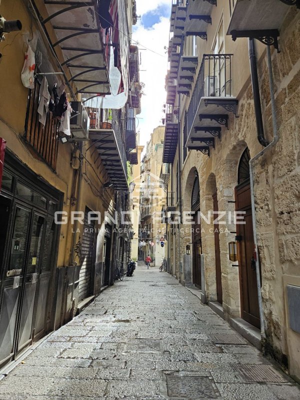 appartamento in vendita a Palermo in zona Centro storico