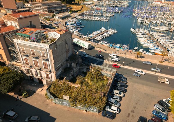 appartamento in vendita a Palermo in zona Centro storico