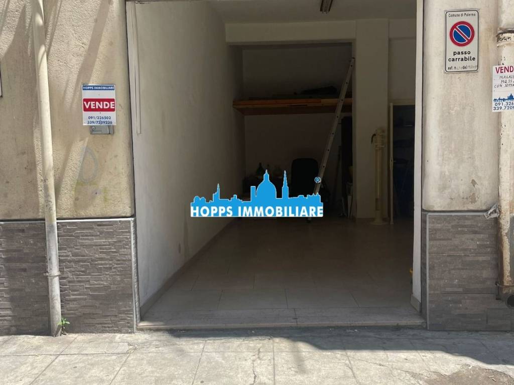 negozio in vendita a Palermo in zona Montegrappa / Santa Rosalia