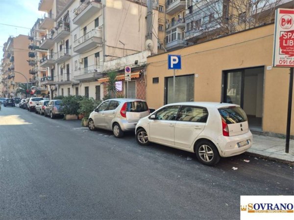 negozio in vendita a Palermo