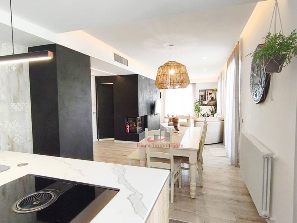 appartamento in vendita a Palermo in zona Libertà