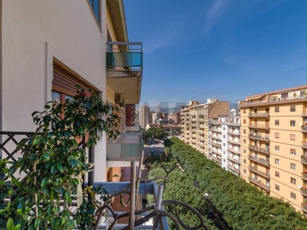 appartamento in vendita a Palermo in zona Montepellegrino