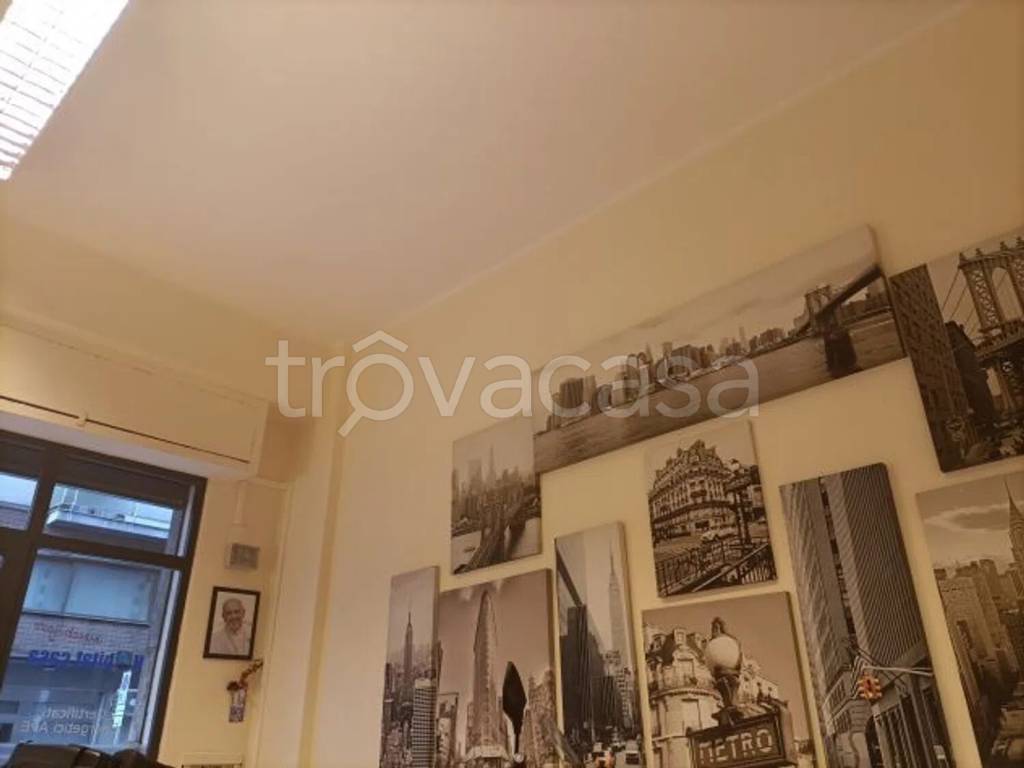 ufficio in vendita a Palermo in zona Politeama