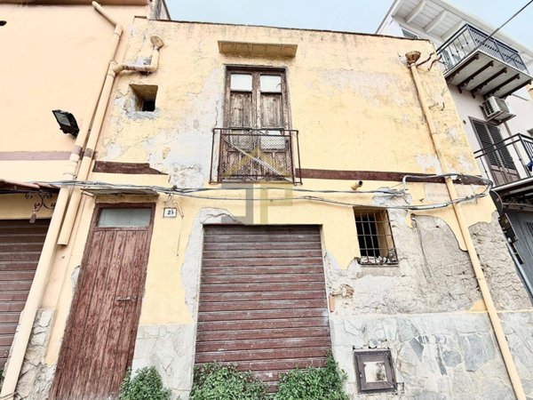 casa indipendente in vendita a Palermo in zona Tommaso Natale