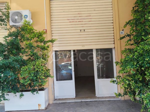 negozio in vendita a Palermo in zona Libertà