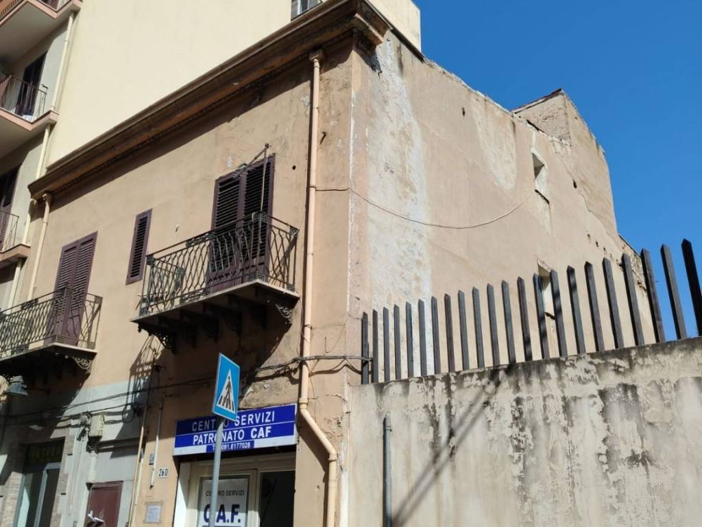 appartamento in vendita a Palermo in zona Oreto