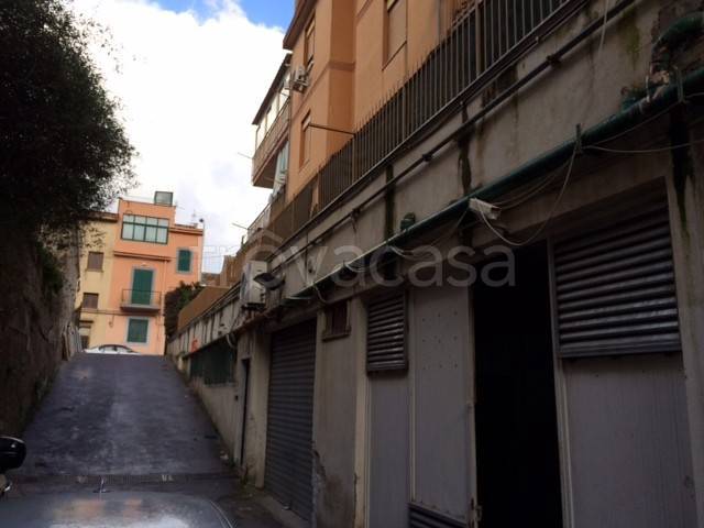 locale commerciale in vendita a Palermo in zona Tommaso Natale