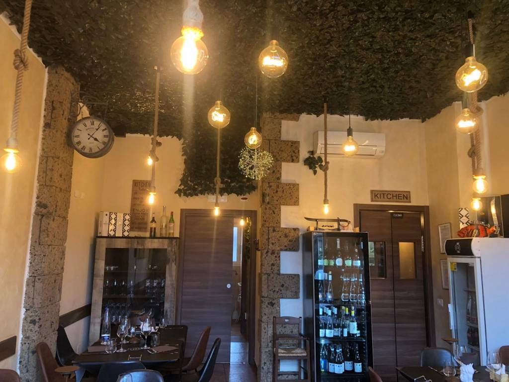 negozio in vendita a Palermo in zona Libertà