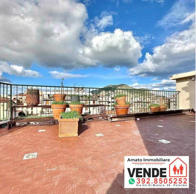 appartamento in vendita a Palermo in zona Politeama