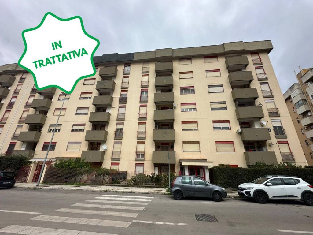 appartamento in vendita a Palermo in zona Oreto