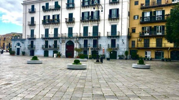 negozio in vendita a Palermo