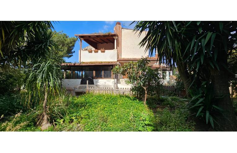 casa indipendente in vendita a Palermo in zona Addaura