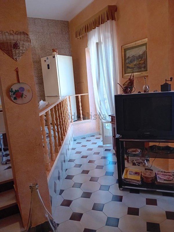 appartamento in vendita a Palermo in zona Zisa