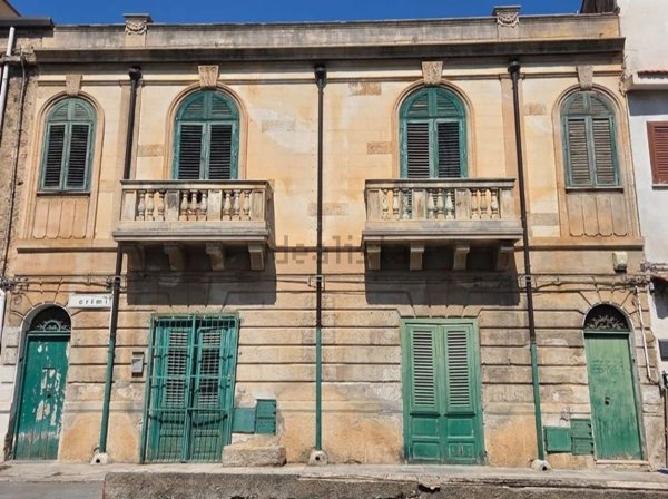 appartamento in vendita a Palermo in zona Villagrazia/Falsomiele