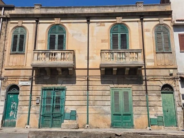 appartamento in vendita a Palermo in zona Villagrazia/Falsomiele