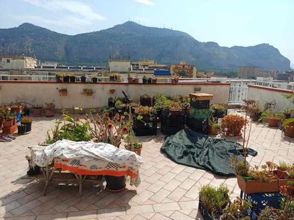 appartamento in vendita a Palermo