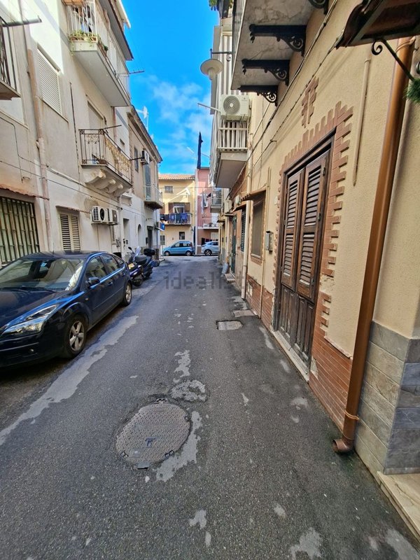 appartamento in vendita a Palermo in zona Arenella/Vergine Maria