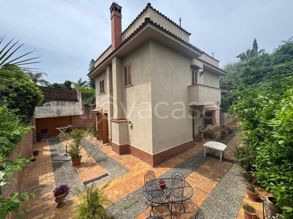 casa indipendente in vendita a Palermo in zona Uditore