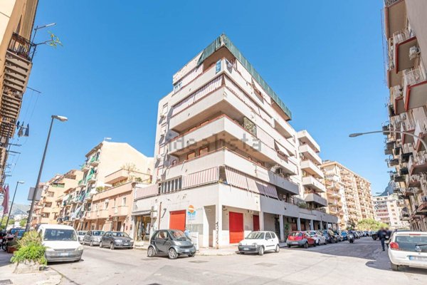 appartamento in vendita a Palermo in zona Montepellegrino