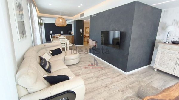 appartamento in vendita a Palermo in zona Libertà