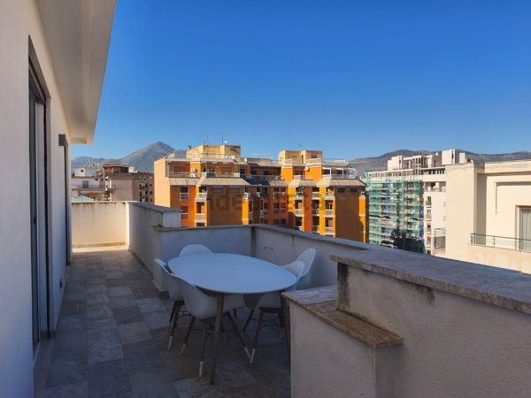 appartamento in vendita a Palermo in zona Libertà