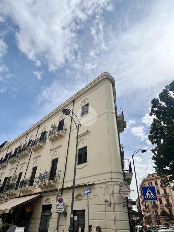 appartamento in vendita a Palermo in zona Libertà