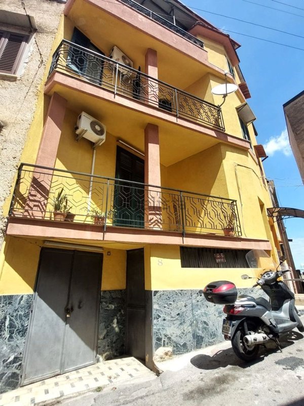 appartamento in vendita a Palermo in zona Villagrazia/Falsomiele