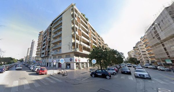 appartamento in vendita a Palermo in zona Malaspina/Palagonia
