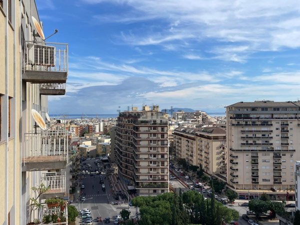 appartamento in vendita a Palermo in zona Malaspina/Palagonia
