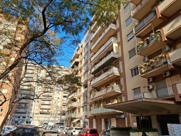 appartamento in vendita a Palermo in zona Libertà
