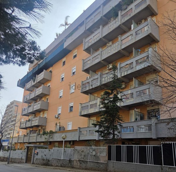 appartamento in vendita a Palermo in zona Arenella/Vergine Maria