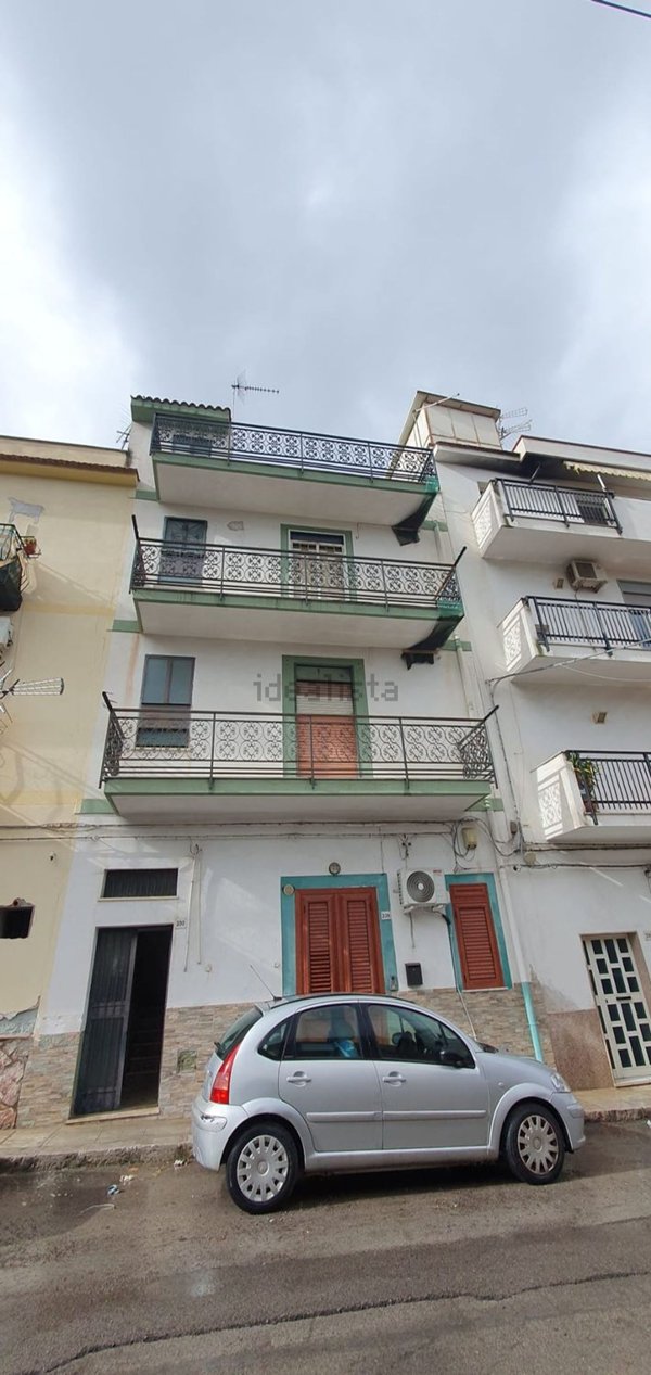 appartamento in vendita a Palermo in zona Chiavelli