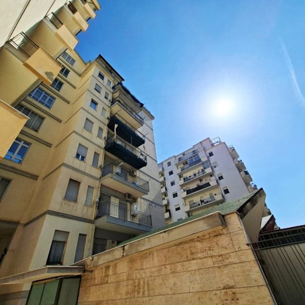 appartamento in vendita a Palermo