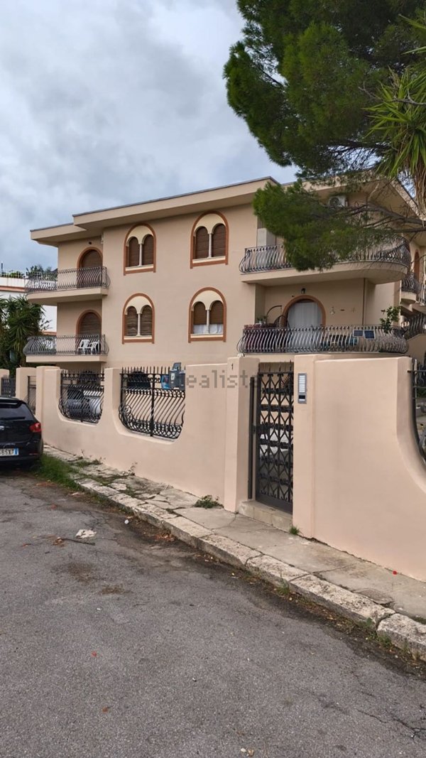 appartamento in vendita a Palermo in zona Mondello