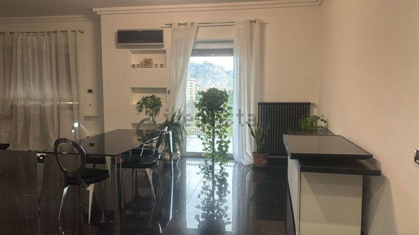 appartamento in vendita a Palermo in zona Uditore