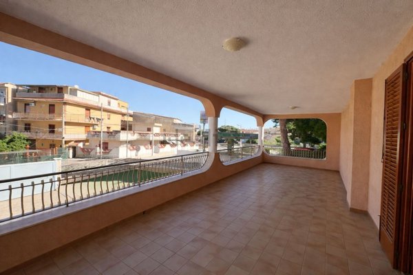 appartamento in vendita a Palermo in zona Villagrazia/Falsomiele