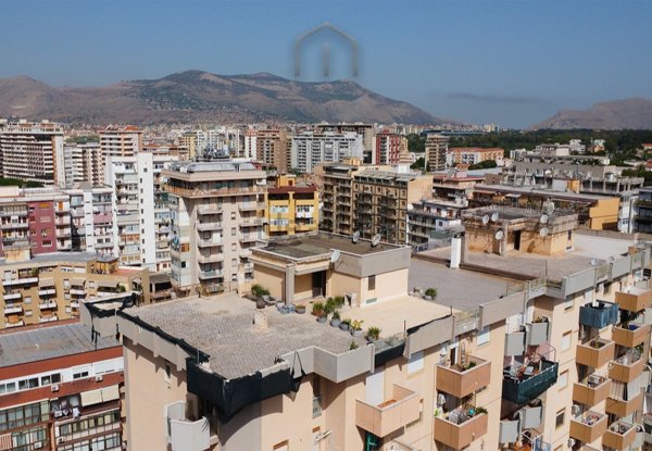 appartamento in vendita a Palermo in zona Montepellegrino