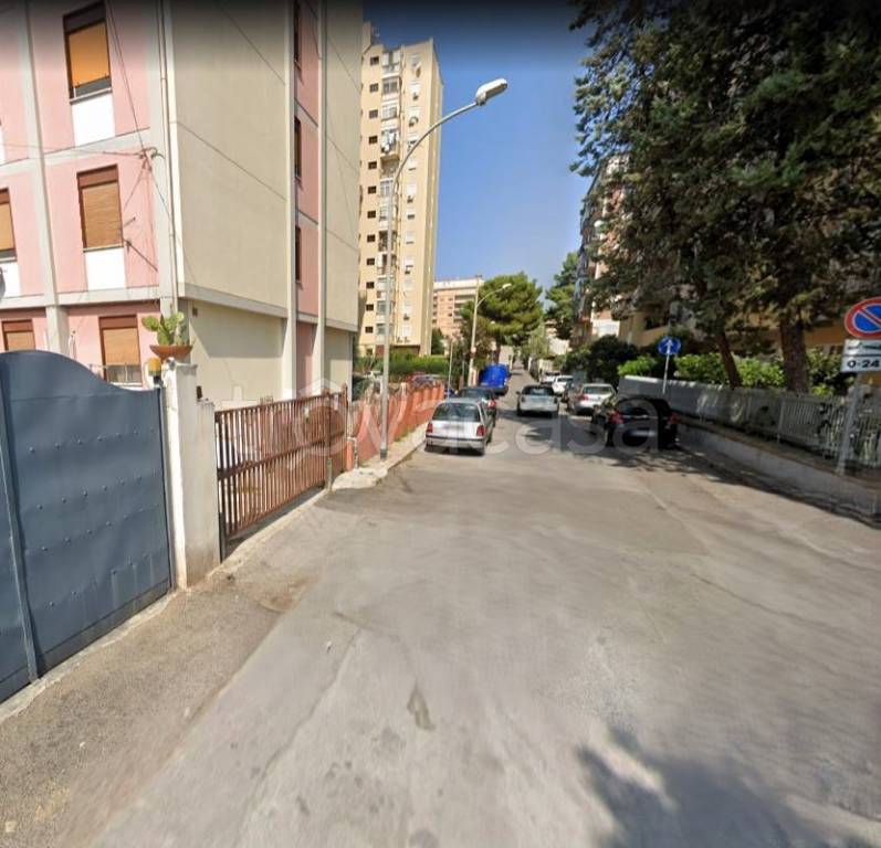 casa indipendente in vendita a Palermo in zona San Lorenzo