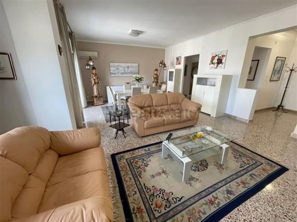 appartamento in vendita a Palermo in zona Malaspina/Palagonia